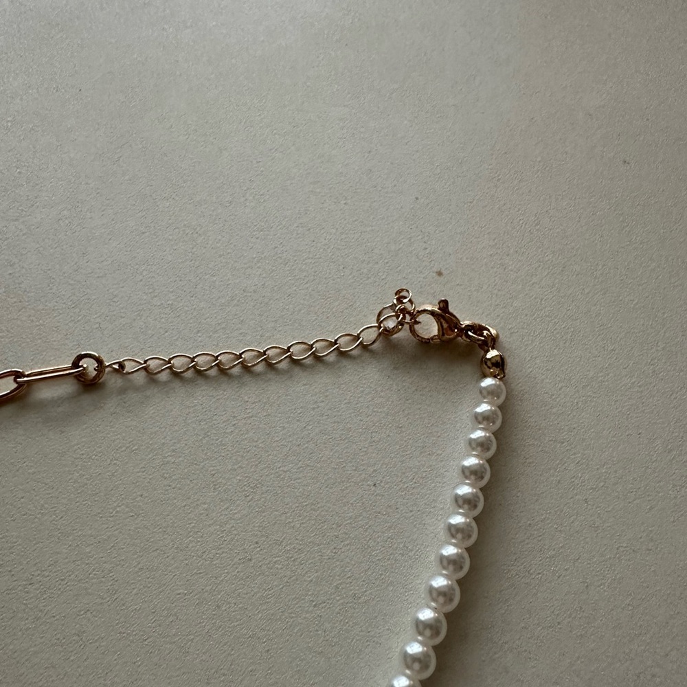 “S” gold + pearl necklace - Picture 3 of 3